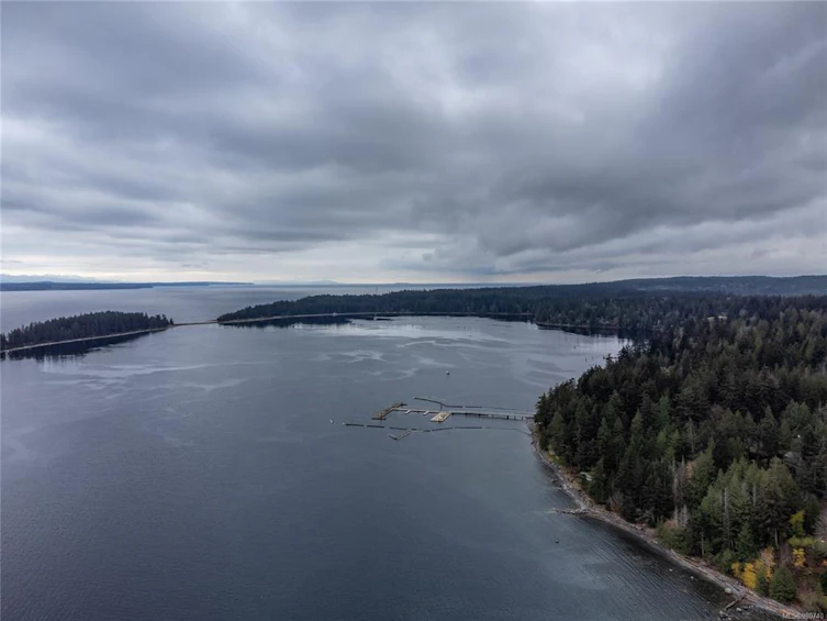 658 Maple Road, Quadra Island, BC, V0P 1H0 - 61