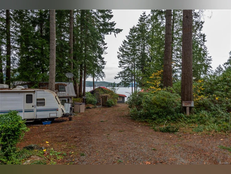 658 Maple Road, Quadra Island, BC, V0P 1H0 - 67