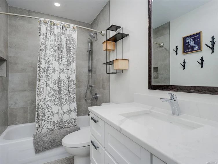 102-530 Marsett Place, Saanich, BC, V8Z 7J2 - 17