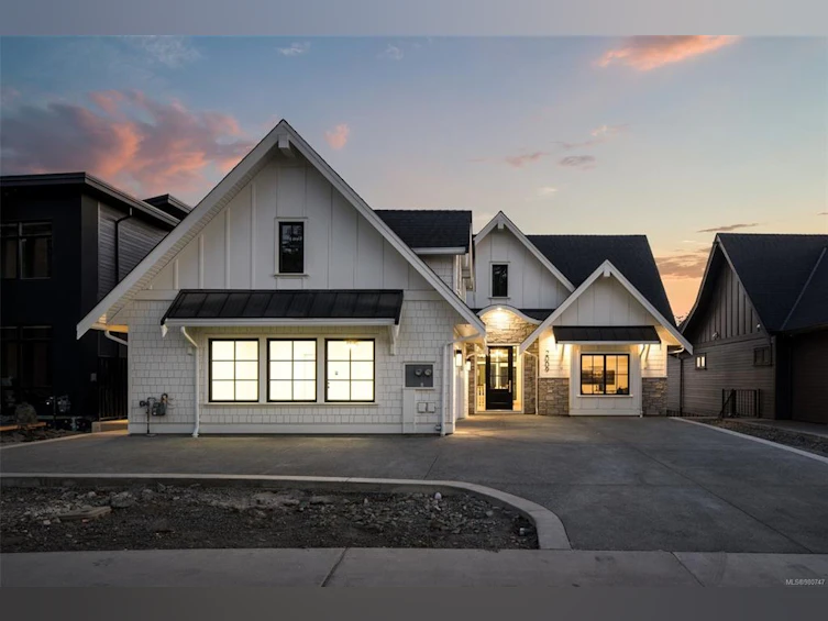 2009 Pinehurst Terrace, Langford, BC, V9B 3S3 - 4