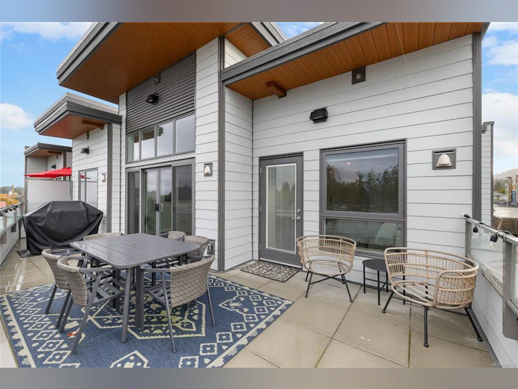 301-113 E Hirst Avenue, Parksville, BC, V9P 1K3 - 10