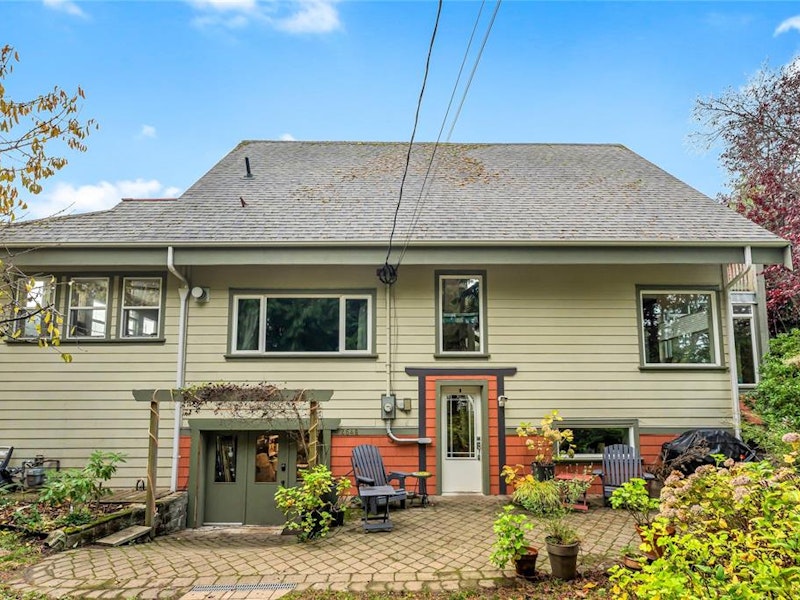 2648 Wentwich Road, Langford BC V9B 3N7