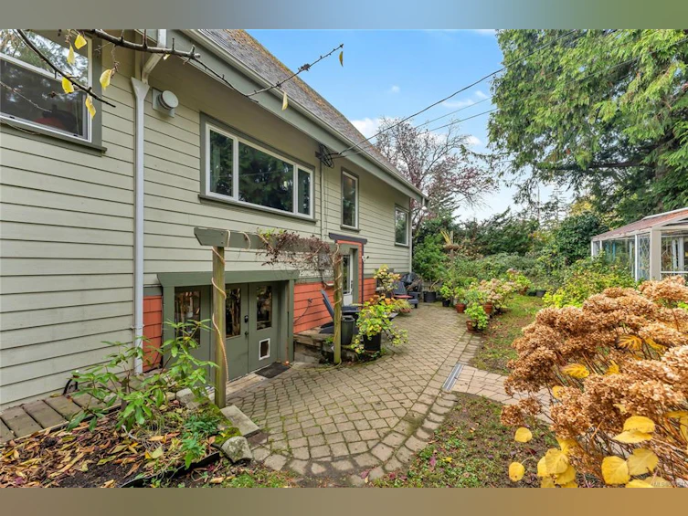2648 Wentwich Road, Langford, BC, V9B 3N7 - 3