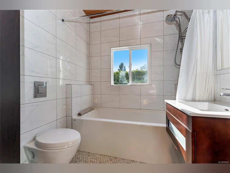 2648 Wentwich Road, Langford, BC, V9B 3N7 - 25