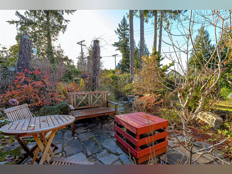 598 Arbutus Street, Qualicum Beach, BC, V9K 1K6 - 33