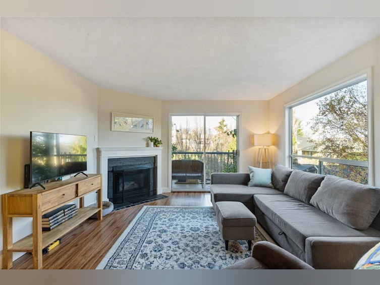 204-1714 Fort Street, Victoria, BC, V8R 1J2 - 10