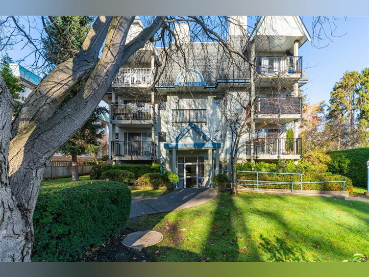 204-1714 Fort Street, Victoria, BC, V8R 1J2 - 24