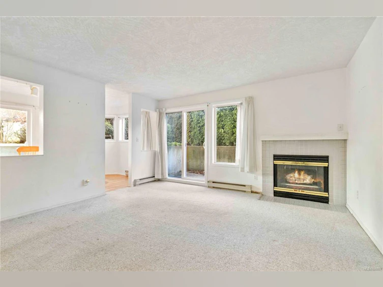 102-1801 Fern Street, Victoria, BC, V8R 4K4 - 8