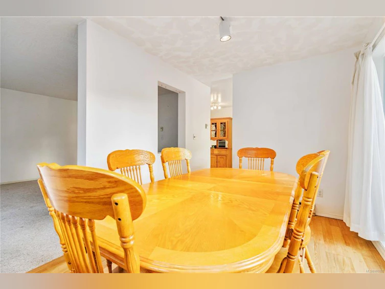 102-1801 Fern Street, Victoria, BC, V8R 4K4 - 19
