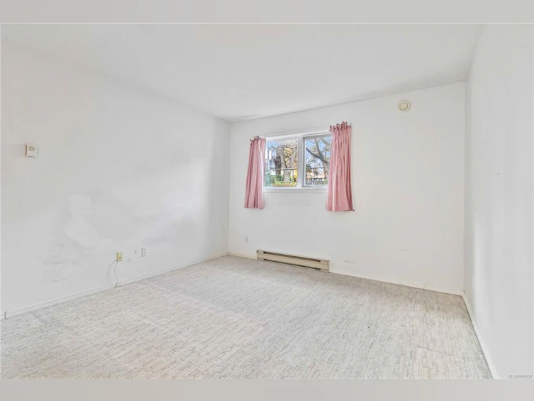 102-1801 Fern Street, Victoria, BC, V8R 4K4 - 26