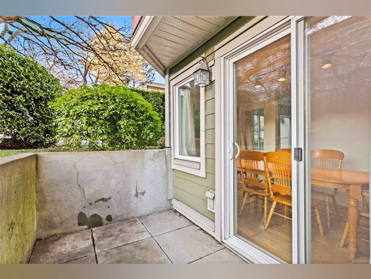 102-1801 Fern Street, Victoria, BC, V8R 4K4 - 39