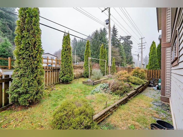 6002 Hammond Bay Road, Nanaimo, BC, V9T 5M5 - 7