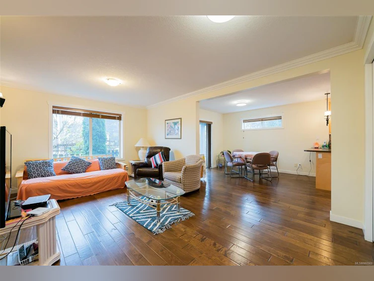 6002 Hammond Bay Road, Nanaimo, BC, V9T 5M5 - 10