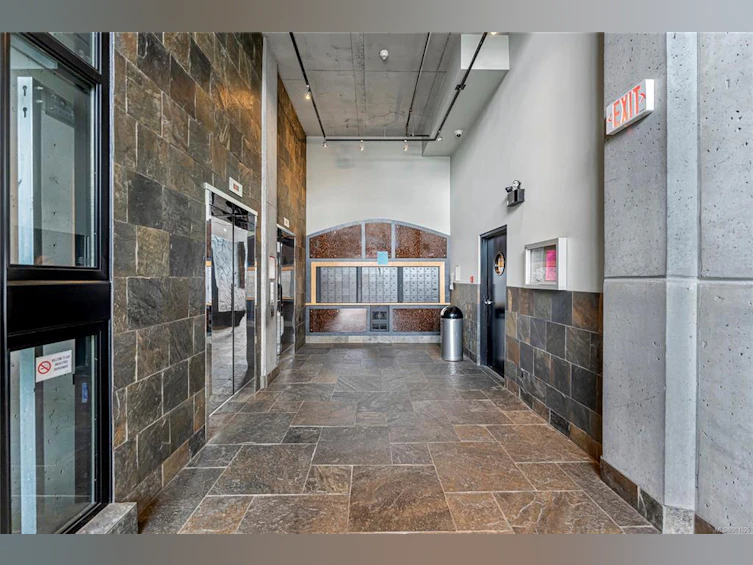 112-21 Erie Street, Victoria, BC, V8V 5A8 - 6
