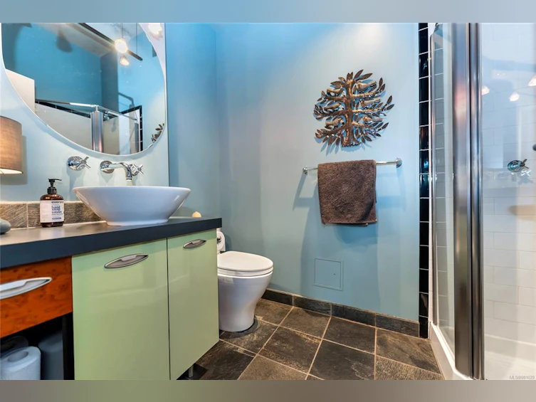 112-21 Erie Street, Victoria, BC, V8V 5A8 - 16