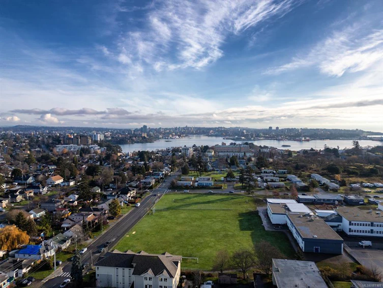 4-477 Lampson Street, Esquimalt, BC, V9A 5Z4 - 14