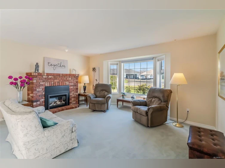237 Crabapple Crescent, Parksville, BC, V9P 2P7 - 2
