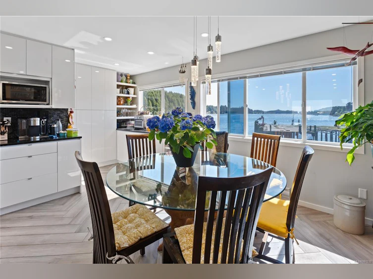 2015 Bay Street, Ucluelet, BC, V0R 3A0 - 4