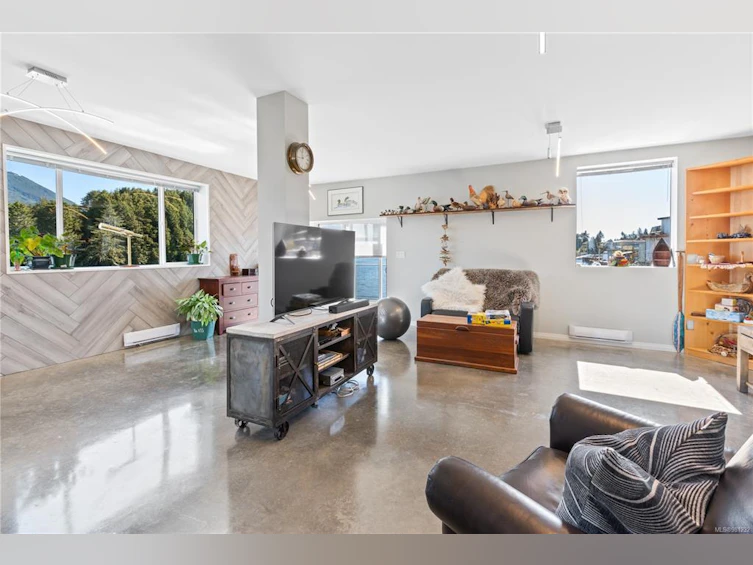 2015 Bay Street, Ucluelet, BC, V0R 3A0 - 34