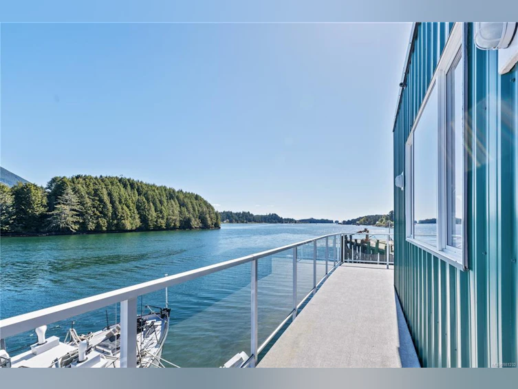 2015 Bay Street, Ucluelet, BC, V0R 3A0 - 41