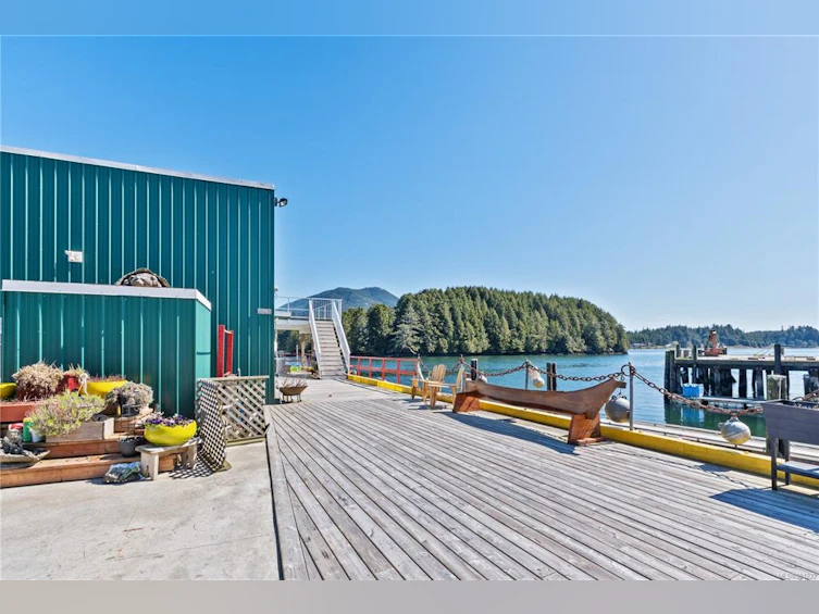 2015 Bay Street, Ucluelet, BC, V0R 3A0 - 44