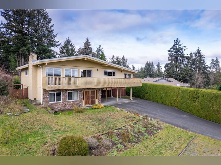 243 Cilaire Drive, Nanaimo, BC, V9S 3E6 - 2