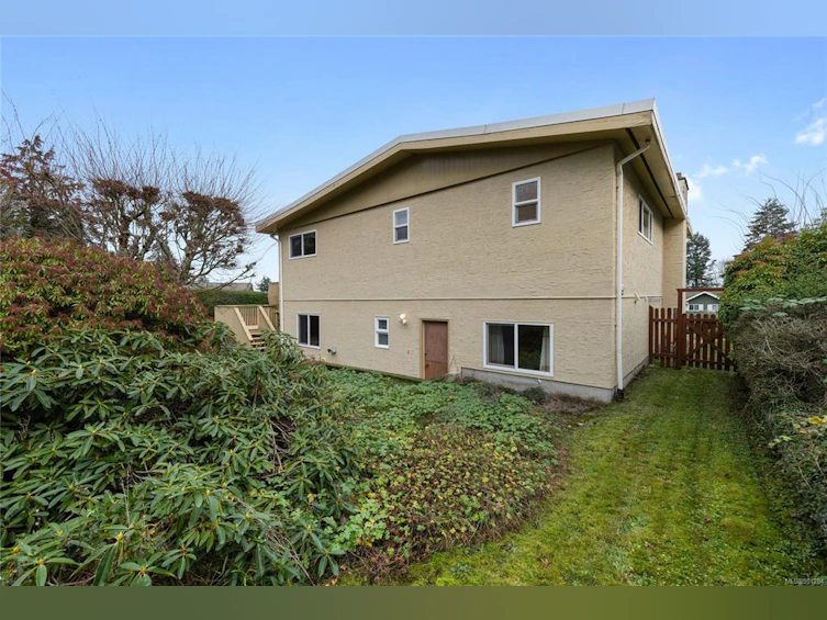 243 Cilaire Drive, Nanaimo, BC, V9S 3E6 - 37