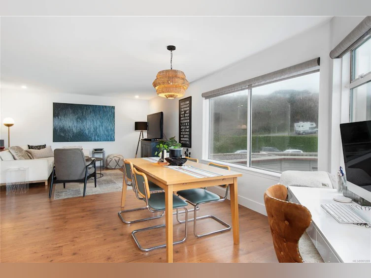 1301-27 S Island Highway, Campbell River, BC, V9W 1A2 - 8