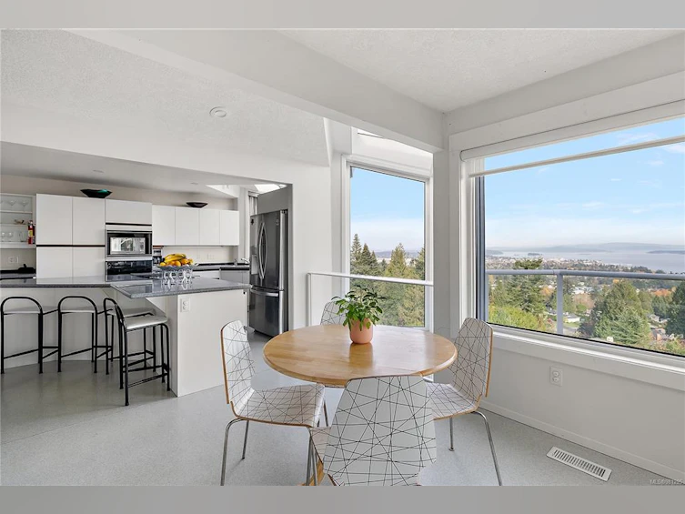 8901 Park Pacific Terrace, North Saanich, BC, V8L 5B1 - 7