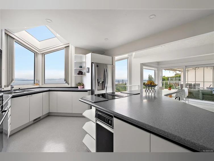 8901 Park Pacific Terrace, North Saanich, BC, V8L 5B1 - 13