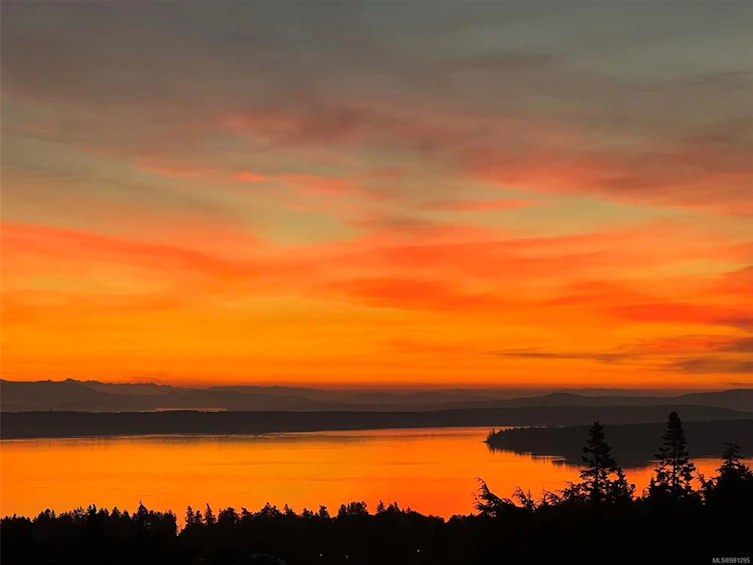 8901 Park Pacific Terrace, North Saanich, BC, V8L 5B1 - 21