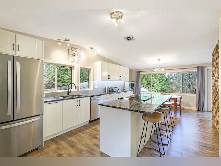 1780 Webdon Road, Courtenay, BC, V9N 9K6 - 5