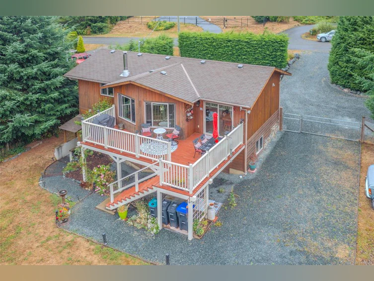 454 Warder Crescent, Qualicum Beach, BC, V9K 2A5 - 2