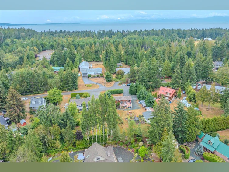 454 Warder Crescent, Qualicum Beach, BC, V9K 2A5 - 62