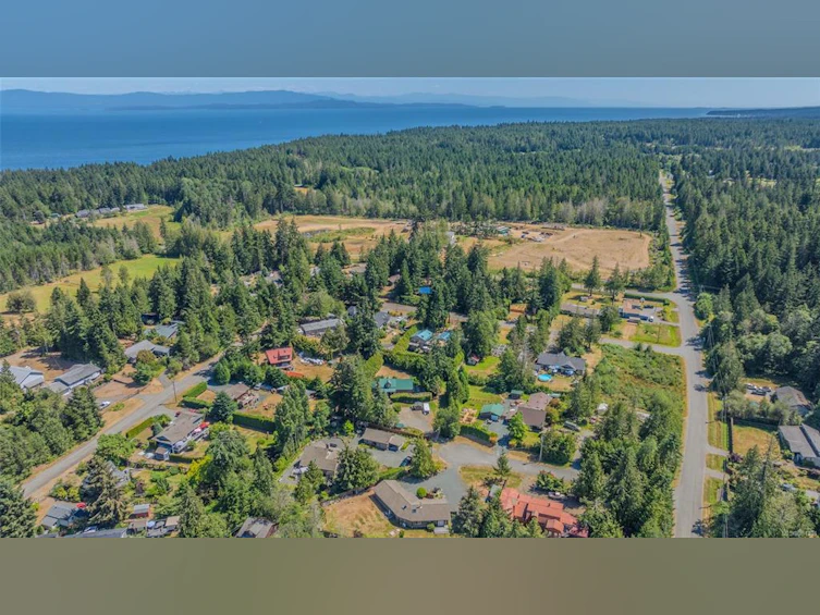 454 Warder Crescent, Qualicum Beach, BC, V9K 2A5 - 65