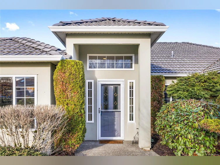 1097 Sunrise Drive, Qualicum Beach, BC, V9K 2K9 - 13