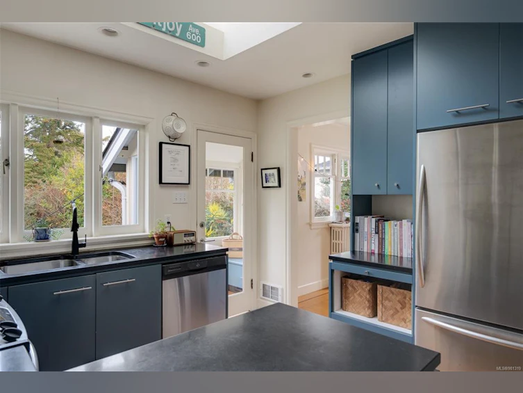 120 Beach Drive, Oak Bay, BC, V8S 2L5 - 15