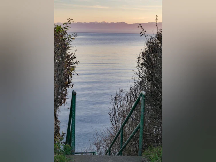 120 Beach Drive, Oak Bay, BC, V8S 2L5 - 75