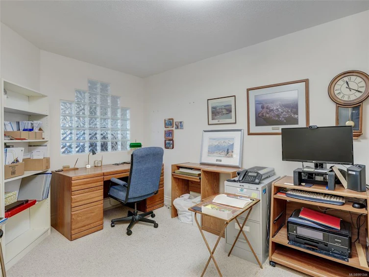 57-530 Marsett Place, Saanich, BC, V8Z 7J2 - 19