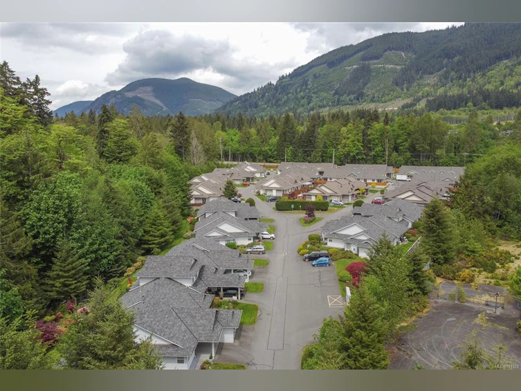 1-300 Grosskleg Way, Lake Cowichan, BC, V0R 2G1 - 50