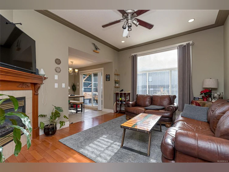 5872 Roy Lane, Nanaimo, BC, V9T 5N3 - 3