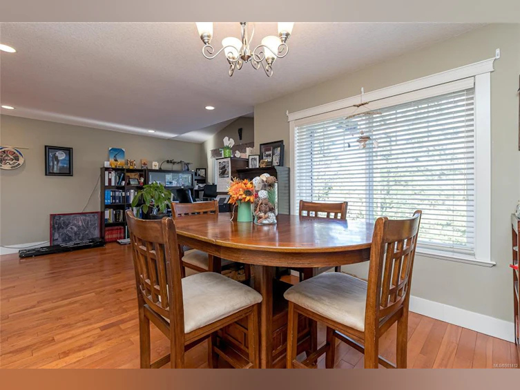 5872 Roy Lane, Nanaimo, BC, V9T 5N3 - 7