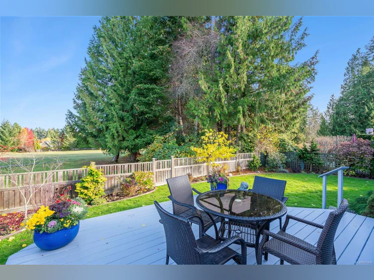 1309 Leeward Way, Qualicum Beach, BC, V9K 2M1 - 8