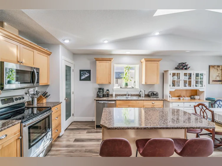 1525 Wilson Road, Nanaimo, BC, V9R 6R3 - 13