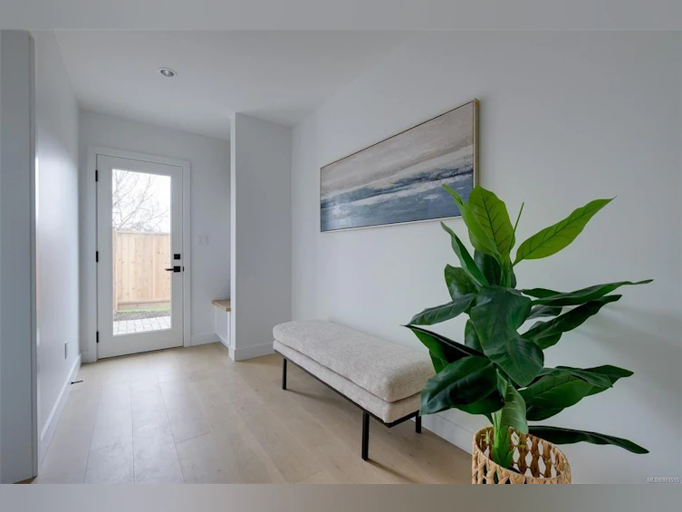 5-3907 Cedar Hill Road, Saanich, BC, V8P 3Z8 - 36