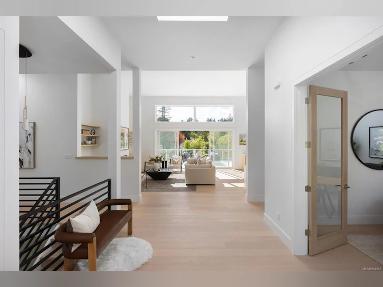 1084 Maple Road, North Saanich, BC, V8L 5P5 - 4