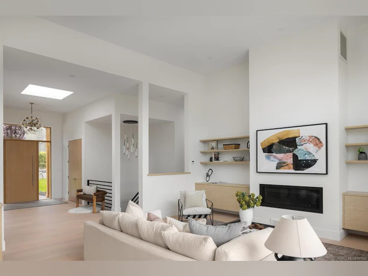 1084 Maple Road, North Saanich, BC, V8L 5P5 - 9