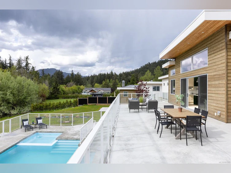1084 Maple Road, North Saanich, BC, V8L 5P5 - 30