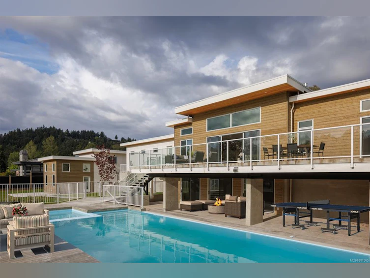 1084 Maple Road, North Saanich, BC, V8L 5P5 - 36