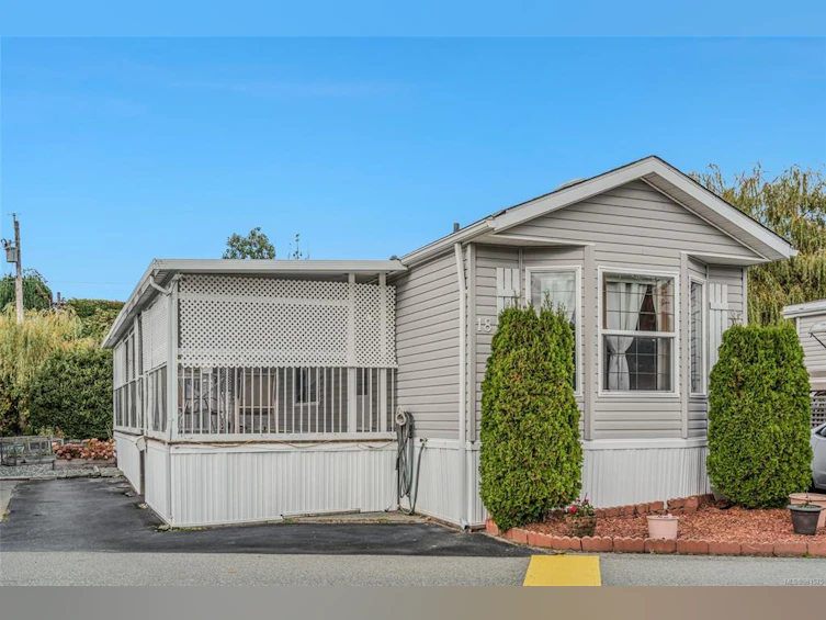 18-6245 Metral Drive, Nanaimo, BC, V9T 6P8